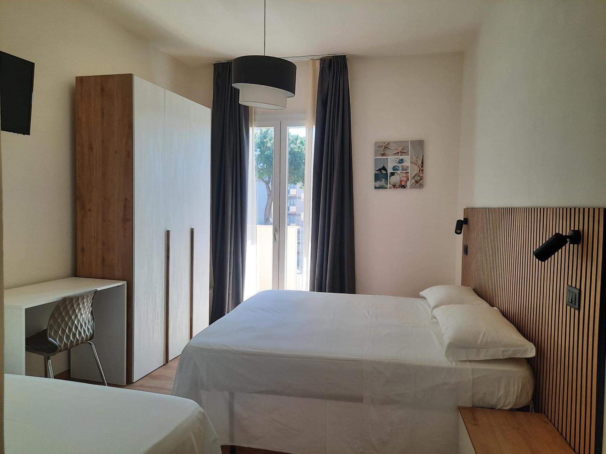 Hotel Schiller تّشيرفييا المظهر الخارجي الصورة